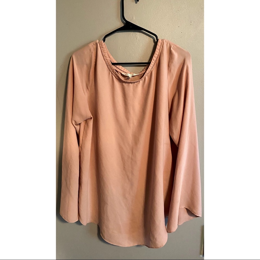 Long sleeves t shirt